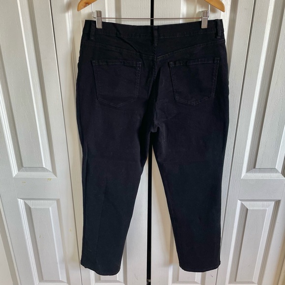 Gloria Vanderbilt Amanda Jeans Women’s 14 Short Black Chic Casual Straight Soft - Picture 6 of 11
